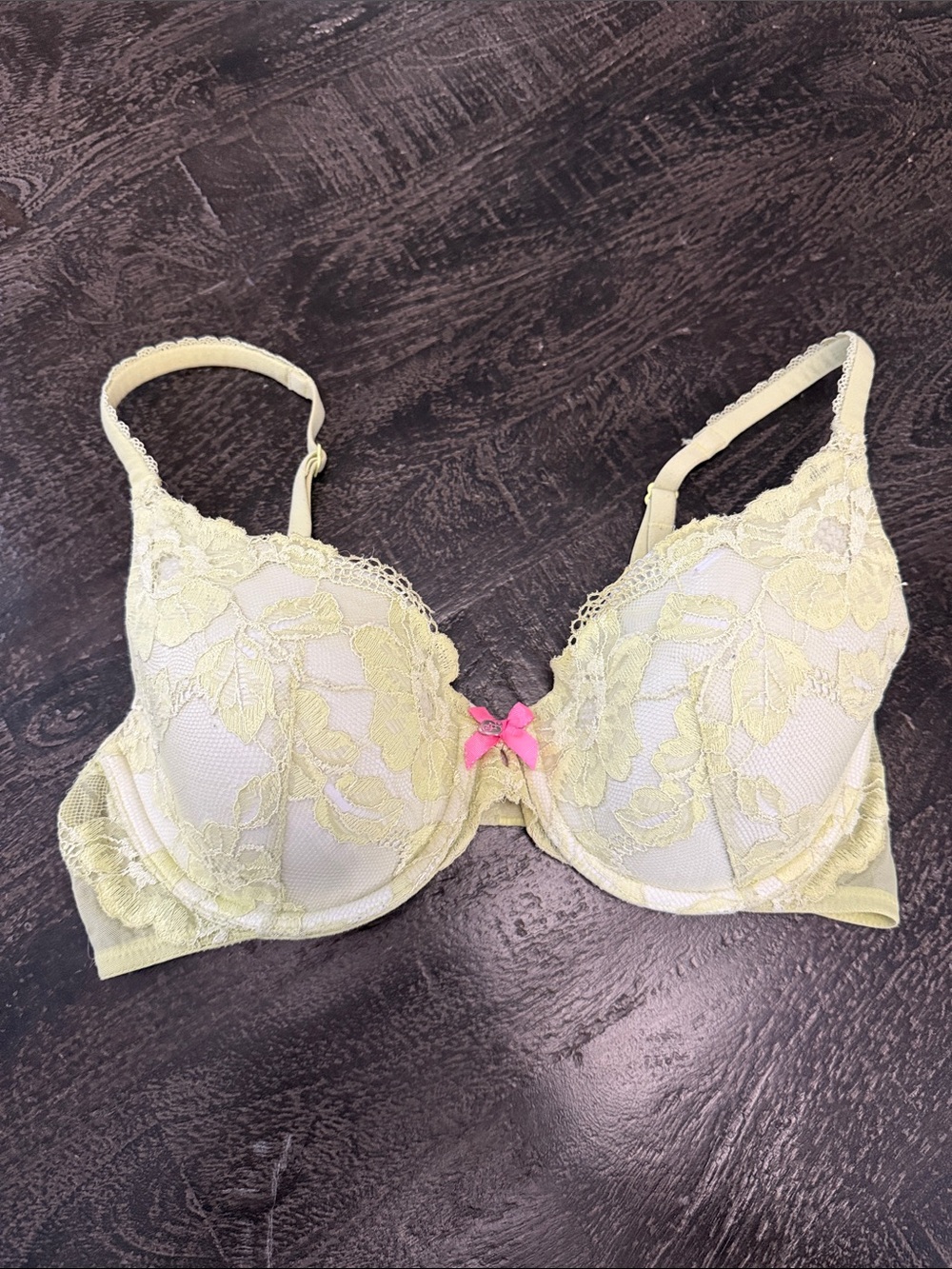 Victoria's Secret Lace Trim Underwire Bra in Light Yellow with Pink Bow